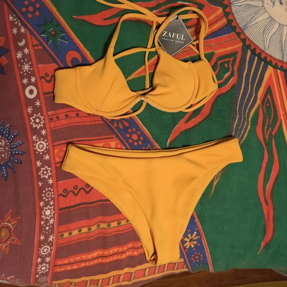 Yellow Zaful bikini NWT